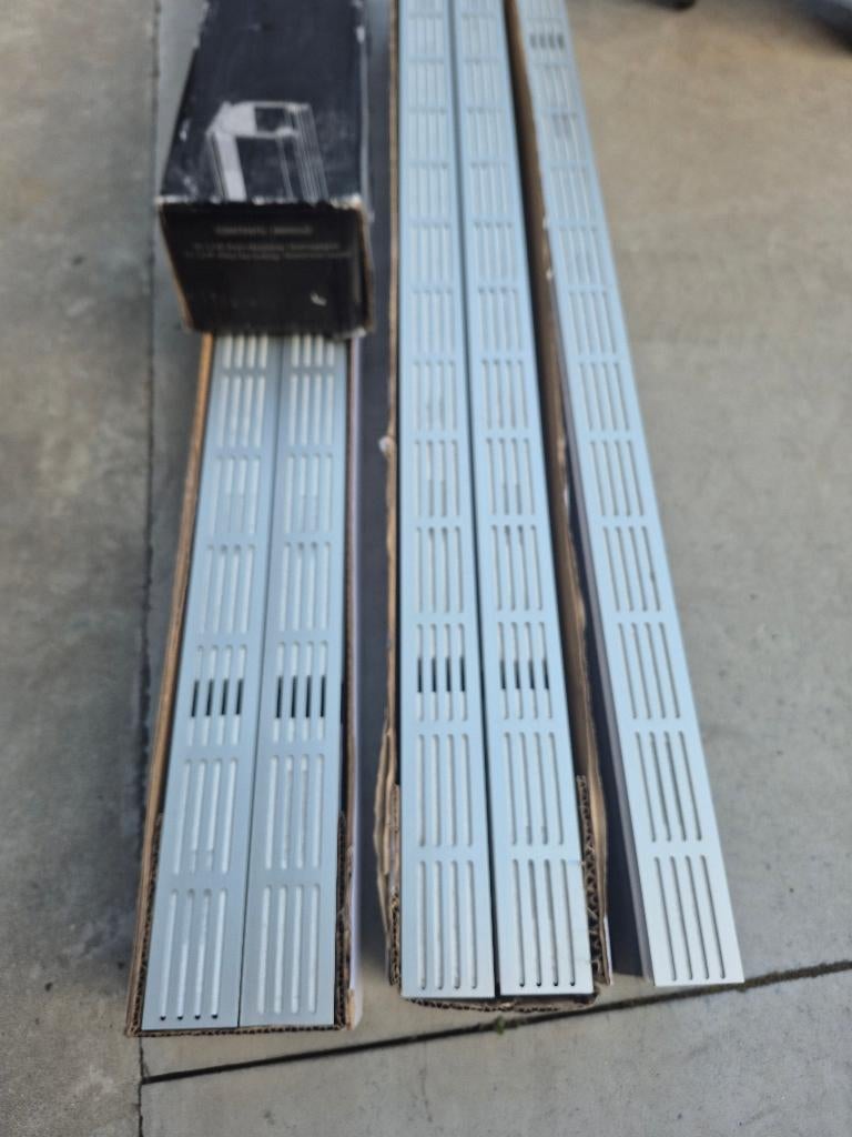 Drain, Bricolage & Construction, Tuyaux & Évacuations, Enlèvement, Neuf