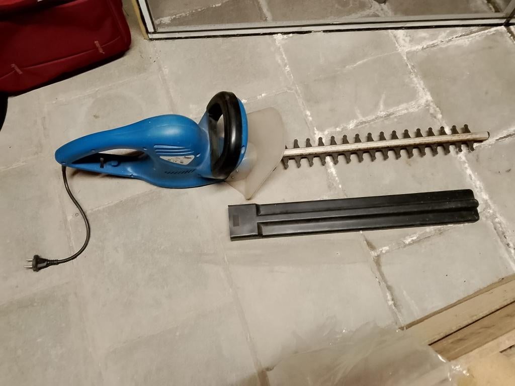 HEGGENSCHAAR ELEKTRISCHE HEGGENSCHAAR, Tuin en Terras, Ophalen, Gebruikt, Elektrisch