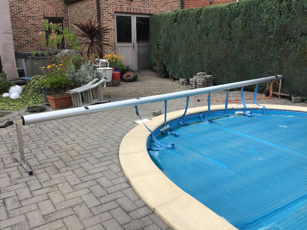 Zomerzeil met oprolsysteem, Enlèvement, Utilisé, Couverture de piscine