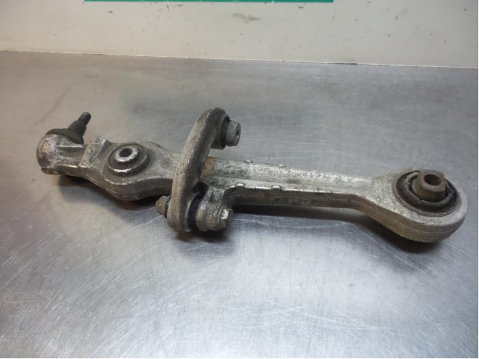Bras de suspension avant droit d'un Volkswagen Passat (Passa, Volkswagen, -, 3 mois de garantie, Utilisé