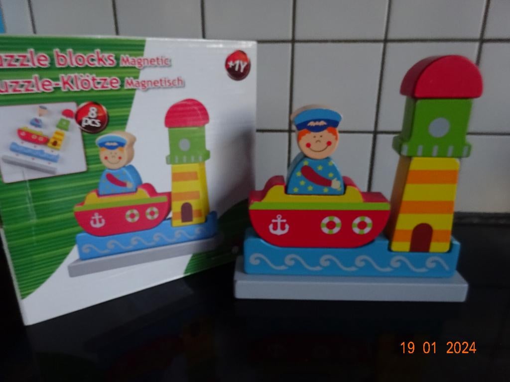 Marionette Wooden Toys, houten magnetische puzzel*VOLLEDIG*, Kinderen en Baby's, Speelgoed | Educatief en Creatief, Ophalen of Verzenden