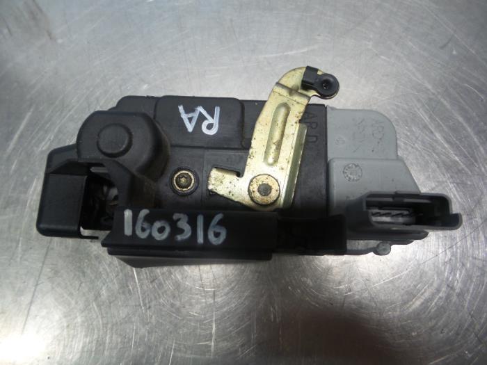 Serrure portière mécanique 4portes arrière droite d'un Ci, -, 3 mois de garantie, Utilisé, -