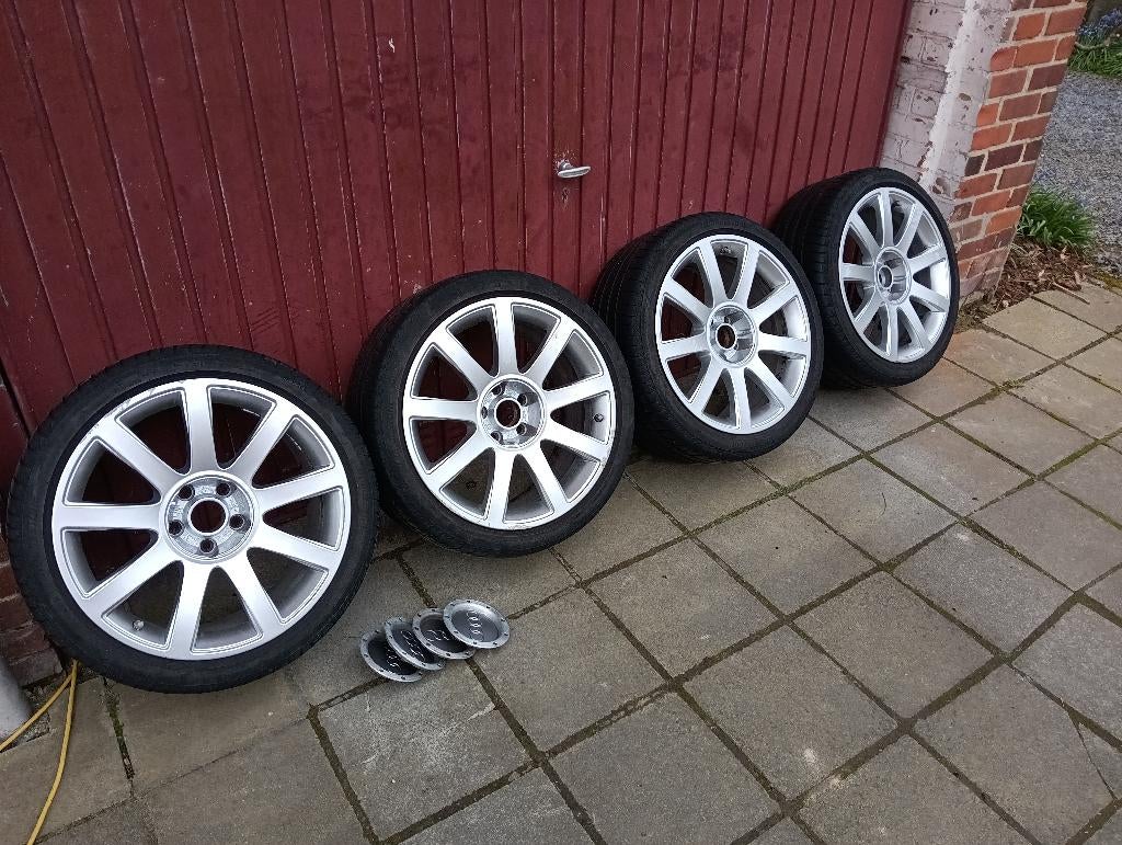 Jantes et pneus Audi RS6 C5 d'origine offerts, 255 mm, Véhicule de tourisme, Pneus été, 18 pouces