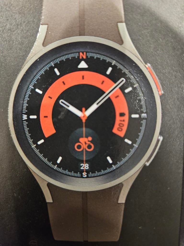 Samsung galaxy watch5 pro titanium saffierglas, Ophalen of Verzenden