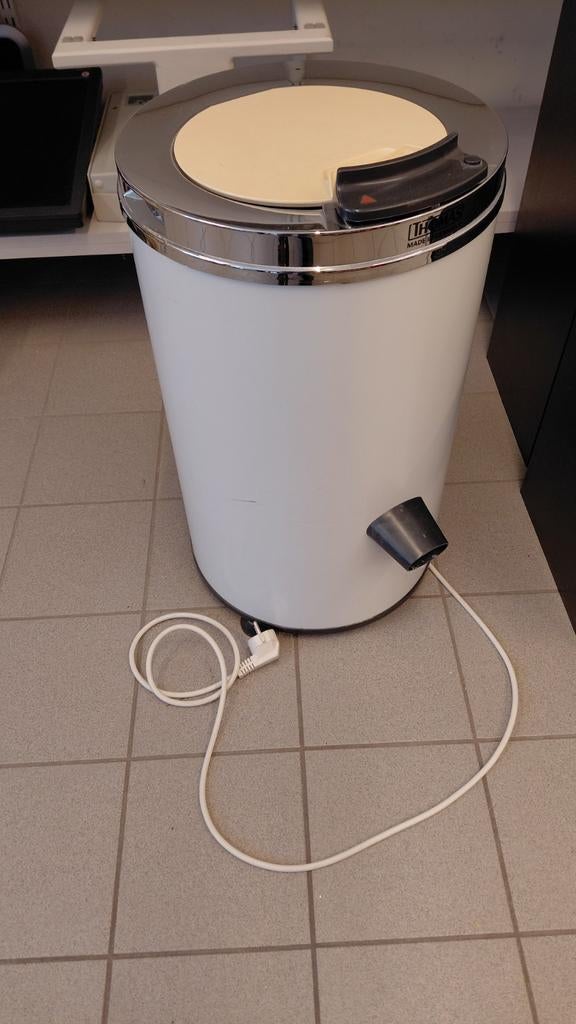 Thomas centrifuge 775 sec 167, Enlèvement