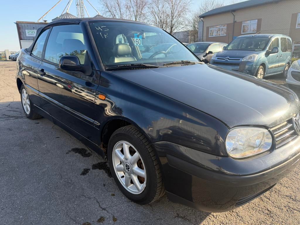Volkswagen Golf 1,6 cabriolet 1998 186000km marchand!!!, Autos, Achat, Vitres électriques, Entreprise, Cabriolet