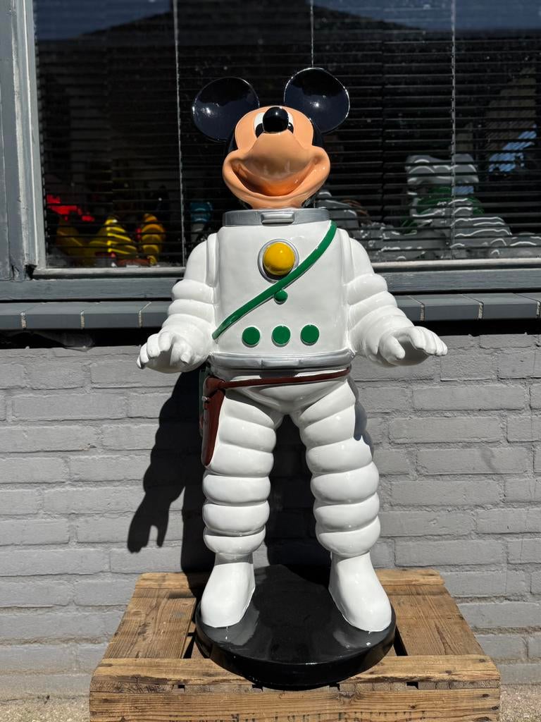 Mickey Mouse beeld als Astronaut, Ophalen, Mickey Mouse, Zo goed als nieuw, Beeldje of Figuurtje