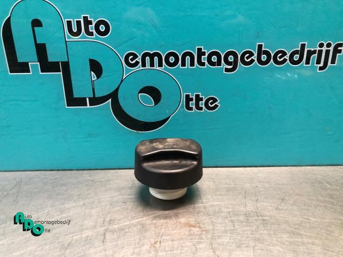 Tankdop van een Opel Corsa (Corsa C 00-) (Z157), Gebruikt, -, -, Opel
