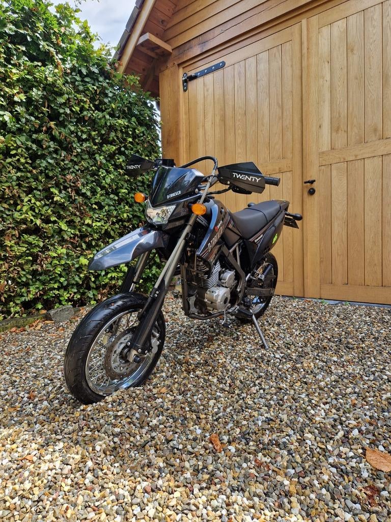 Kawasaki D-tracker 125cc, Motoren, Motoren | Kawasaki, Sportuitlaat, Particulier, 125 cc, 11 kW of minder