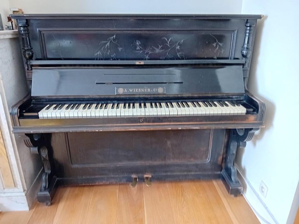 Piano droit A. Wiesner & Co – Style ancien, Musique & Instruments, Enlèvement, Utilisé, Noir, Piano