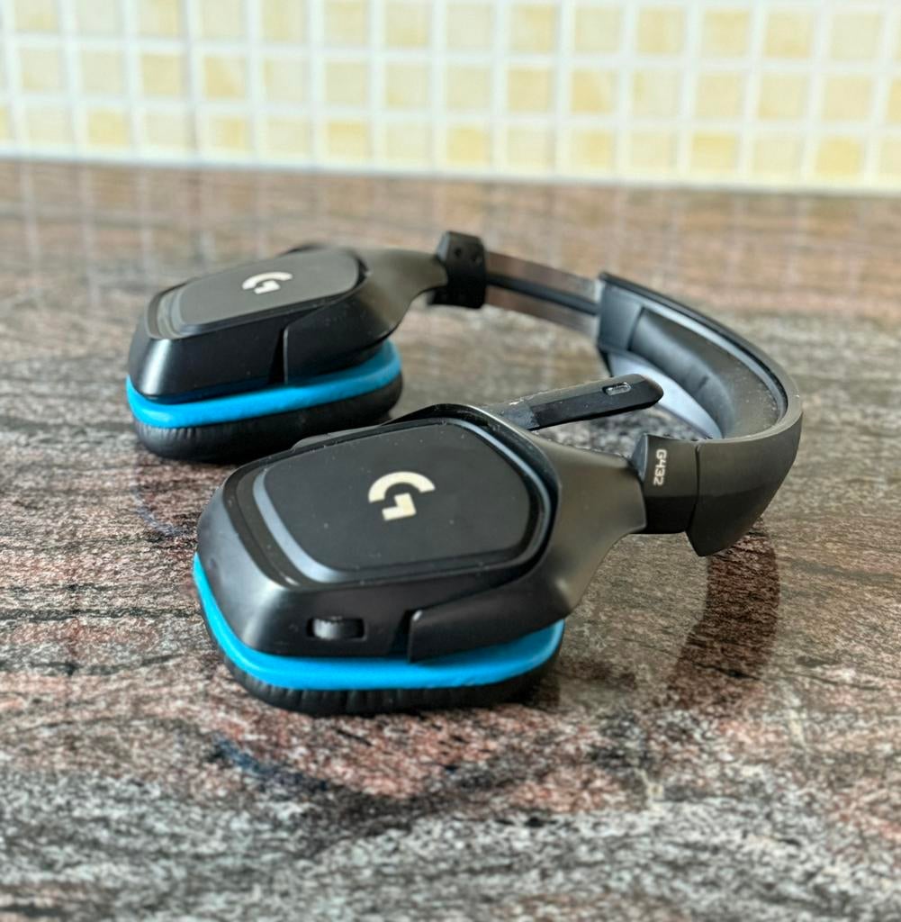 PS4/PS5/PC Logitech G432, Ophalen, Mute-functie, On-ear, Zo goed als nieuw