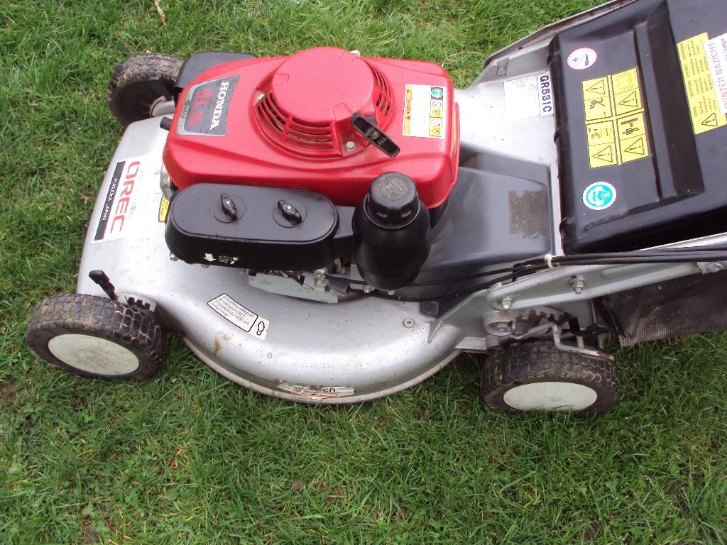 GRASMAAIER HONDA 5.5 HP ZELFTREKKER ALUMINIUM CHISISS, Tuin en Terras, Ophalen, Cirkelmaaier, Honda, Handgrasmaaier