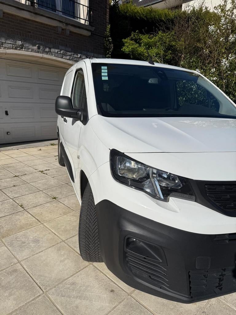 Peugeot partner 90cv 140000 km carnet 1 prop 6500 htva, Autos, 90 kW, 3 places, Diesel, Particulier