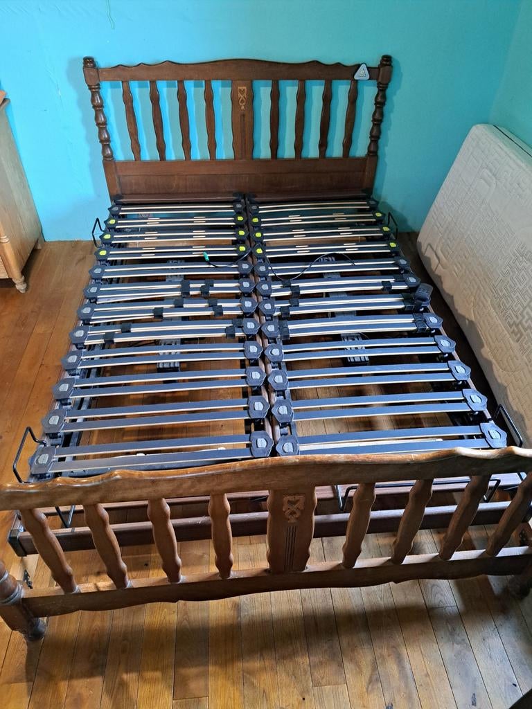 Lit 140 avec 2 sommiers électriques lattoflex, Enlèvement, Bois