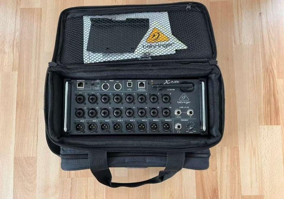 Behringer X Air XR18 digitale mixer, Ophalen of Verzenden, Zo goed als nieuw, 10 tot 20 kanalen