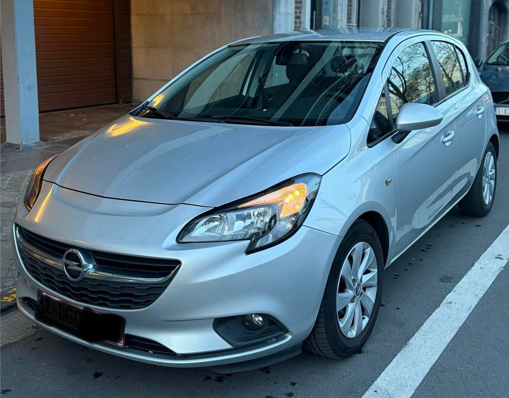 Opel Corsa 1.4 essence  Automatique, Autos, Argent ou Gris, Achat, Alarme, Entretenue par le concessionnaire