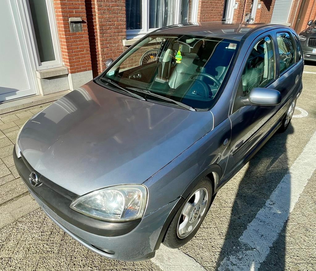 Opel Corsa 1.2 benzine Automat Gekeurd V.VK., Auto's, 4 zetels, Zwart, 4 cilinders, Leder