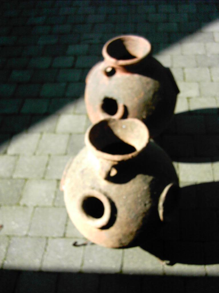 Paire de pots anciens en terre cuite, pots à fraises, Antiquités & Art, Enlèvement