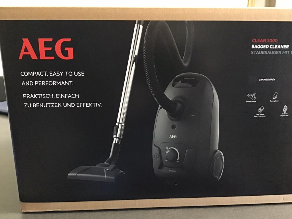 Stofzuiger AEG, Ophalen, Stofzuiger