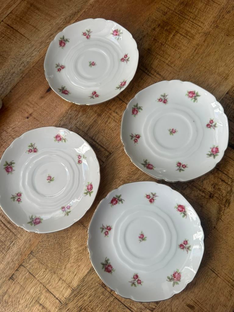 Onderbordjes Victoria HF (roosjes), Antiek en Kunst, Ophalen of Verzenden