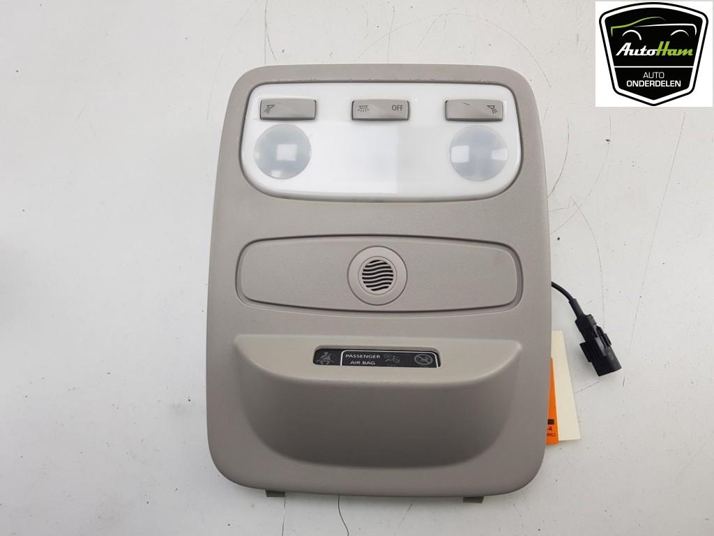 PLAFONNIER AVANT Clio IV (5R) (|739486822R|264300008R|), Autos : Pièces & Accessoires, Éclairage, Renault, Utilisé