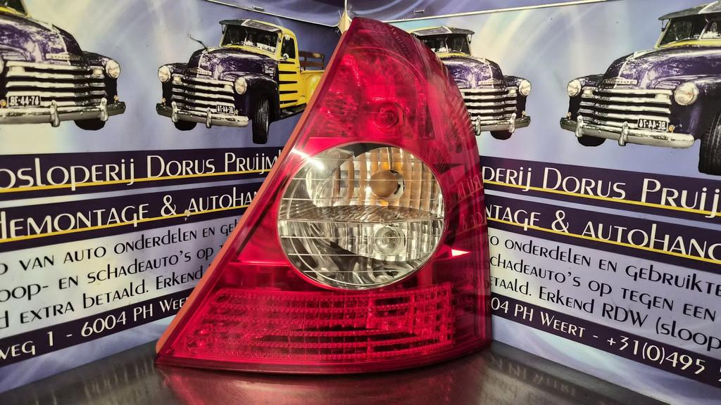 Renault clio 2. bj 2002 achterlich recht. rtnr 8200071414. h, Renault Group, Contact.group@renault.com, Renault, Utilisé