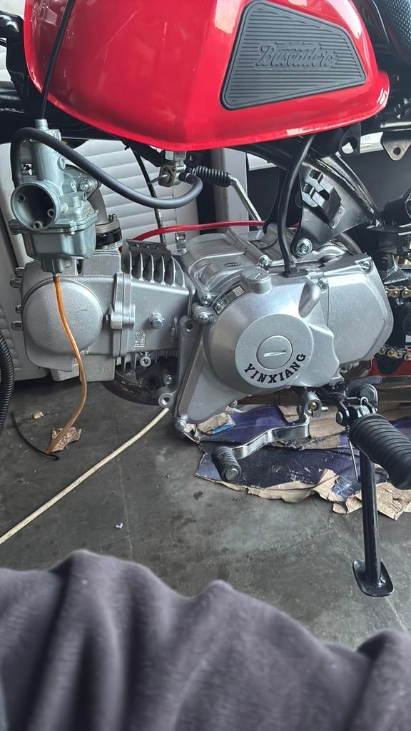 Dax blok 125cc tekoop, Fietsen en Brommers, Ophalen, Zo goed als nieuw