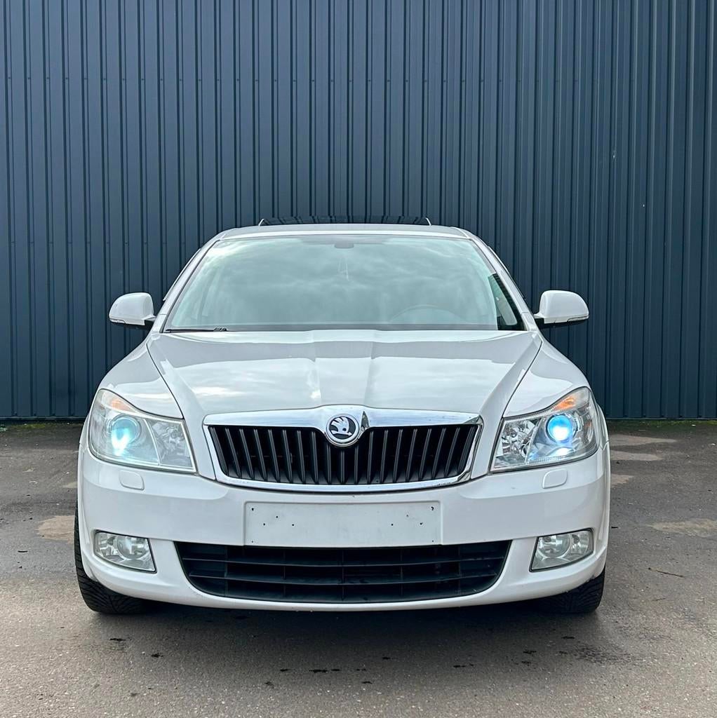 Skoda Octavia 1.8 TSI AUTOMAAT, Autos, Skoda, Cuir, Achat, Entreprise, 5 portes