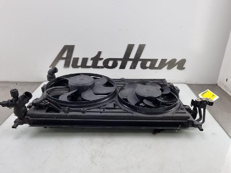 RADIATEUR COMPLET Volkswagen Touran (1T1 / T2), Autos : Pièces & Accessoires, Utilisé, Volkswagen