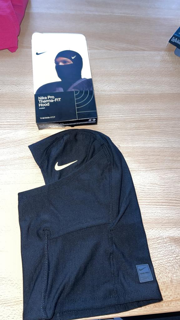 Nike Pro Therma-FIT Hood / Balaclava, Kleding | Heren, Mutsen, Sjaals en Handschoenen, Nike, Nieuw, Overige maten, Ophalen of Verzenden