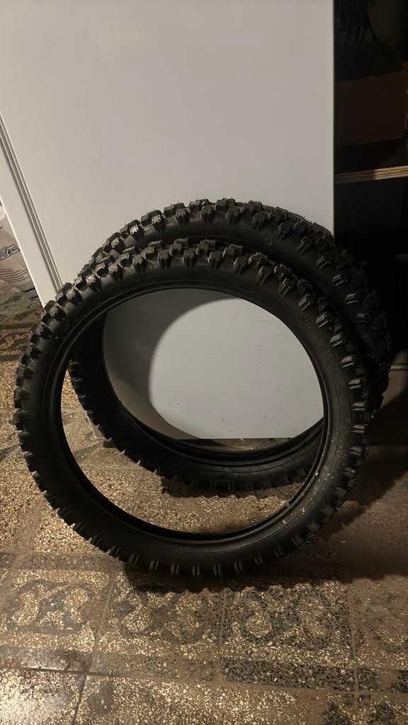 Pneus moto 70 100 17, Enlèvement