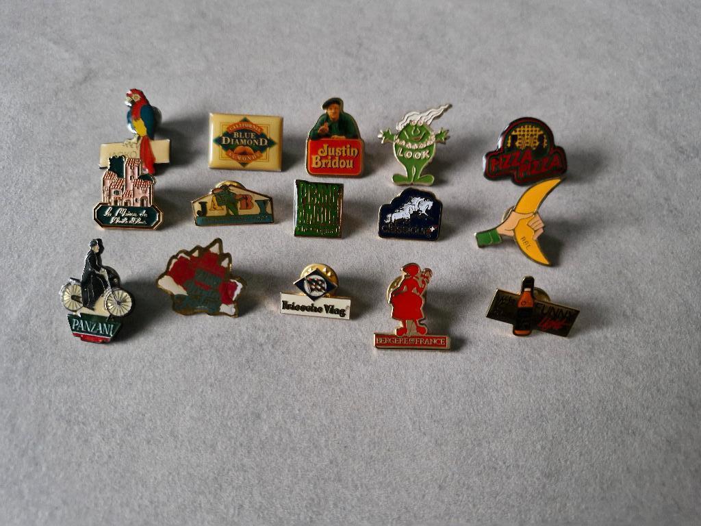 pins €1 per stuk, Ophalen of Verzenden, Merk, Speldje of Pin