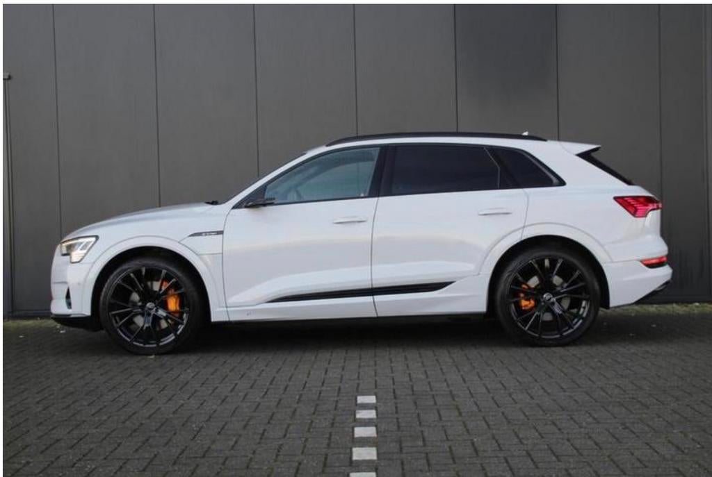 Audi Etron 55 quattro advanced 95kwh duurste uitvoering, Auto's, Audi, Automaat, Zwart, Beige, Leder