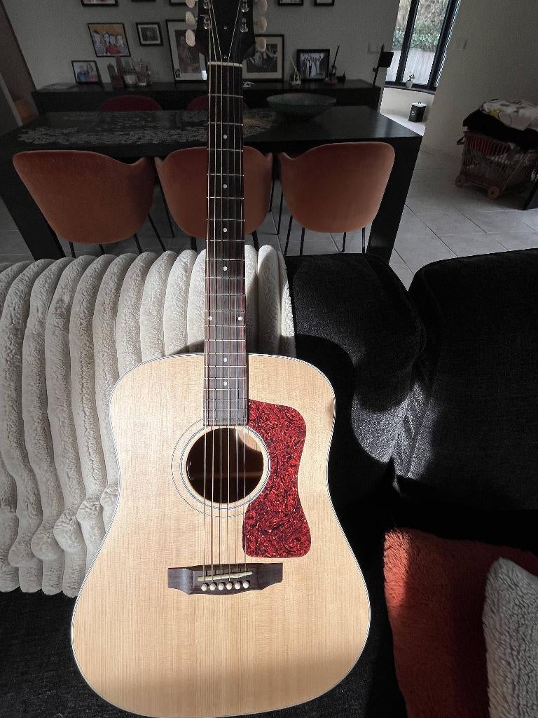 Guild USA D-40 E Natural akoestische gitaar, Enlèvement, Comme neuf, Guitare Western ou Guitare Folk, Avec valise