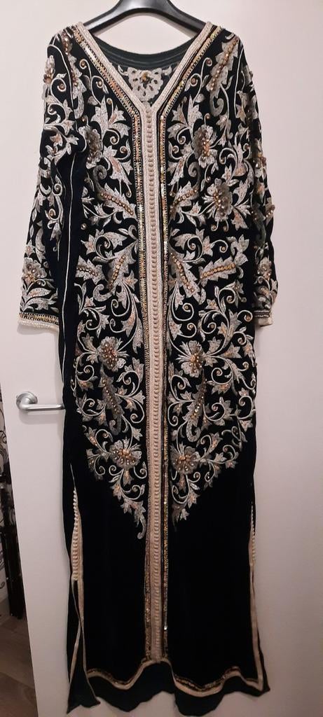 Kaftan 1 pièce style Roméo en velour., Vêtements | Femmes, Enlèvement, Comme neuf, Vert