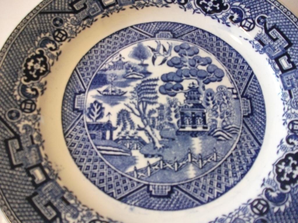 Plat - assiette décorative Nimy Blue Willow, Antiquités & Art, Enlèvement ou Envoi