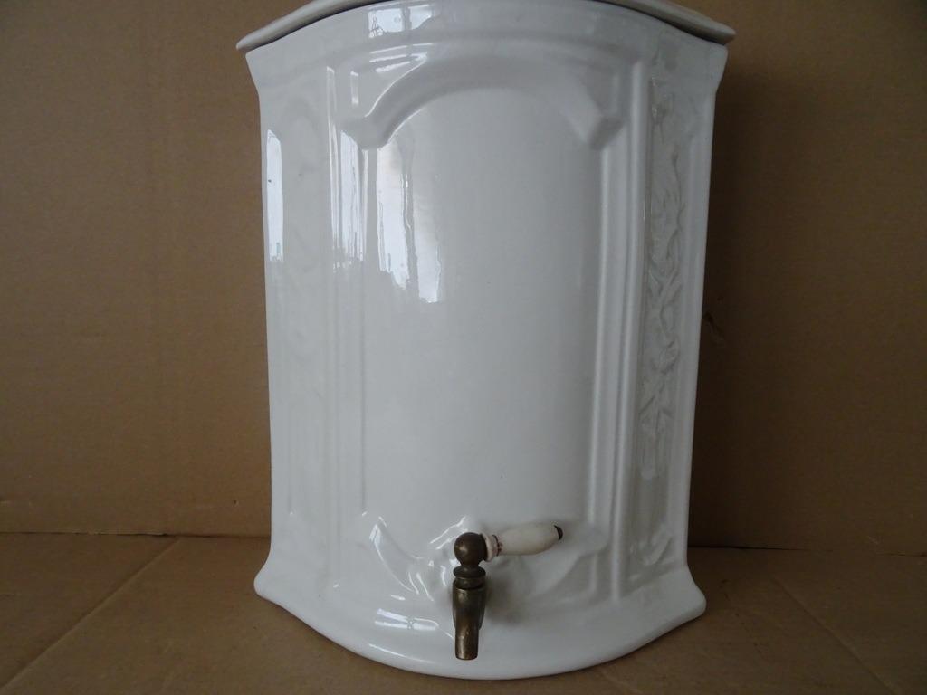 Antiek waterreservoir Petrus Regout & Co wandreservoir 1870, Antiek en Kunst, Antiek | Keramiek en Aardewerk, Ophalen of Verzenden