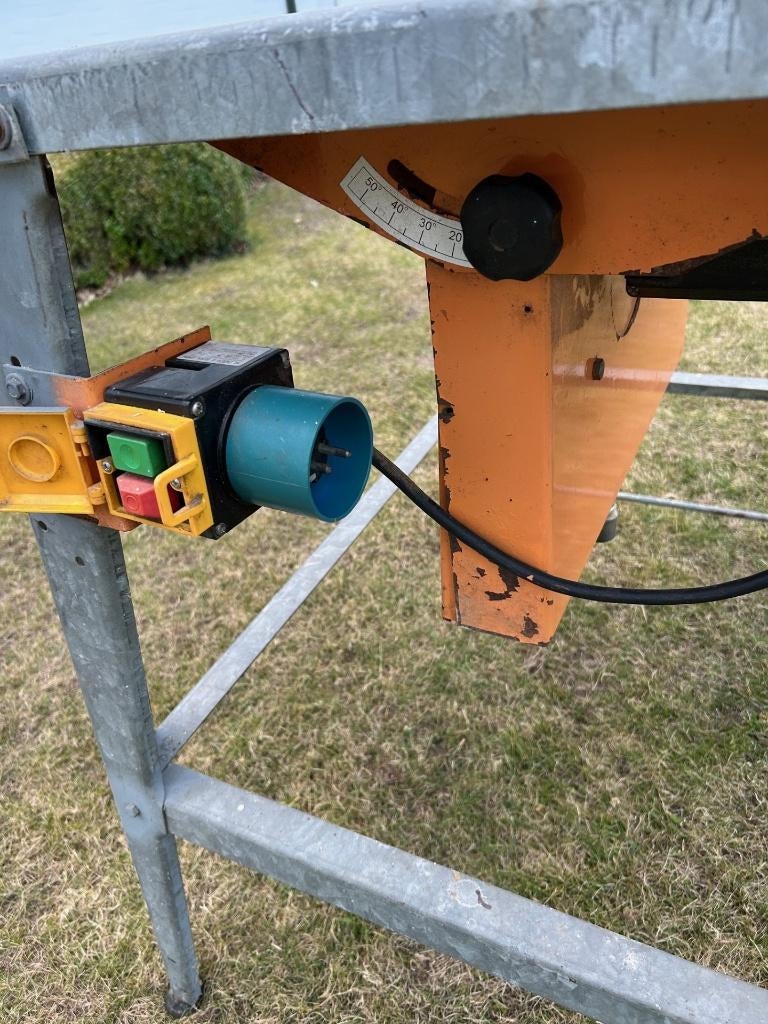 tafel zaagmachine hout, Ophalen