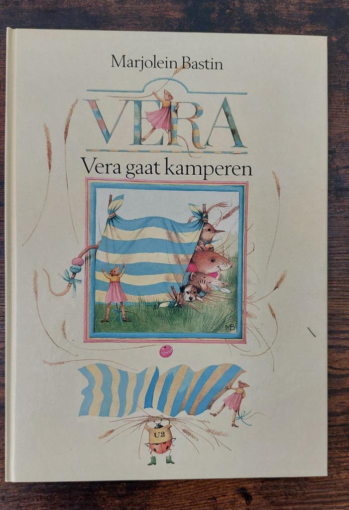 Vera gaar kamperen, Ophalen, Fictie algemeen, Zo goed als nieuw, Marjolein bastin