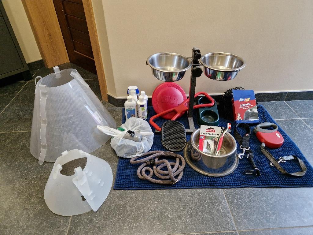 Laisses, jouets, gamelles,... pour chien, Animaux & Accessoires, Enlèvement, Comme neuf