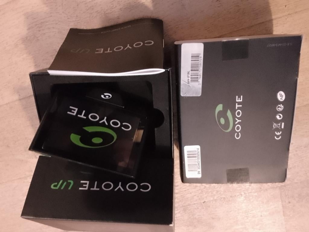 Coyote up met spraaktechnologie 80€ !!!! nieuw 179€!!!!, Auto diversen, Autonavigatie, Ophalen