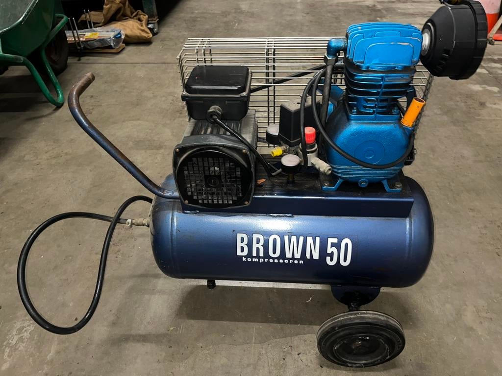 Compressor Brown 11,7bar, Doe-het-zelf en Bouw, Compressors, Ophalen