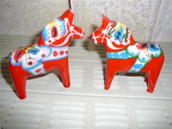 2 houten paardjes, Antiek en Kunst, Ophalen of Verzenden