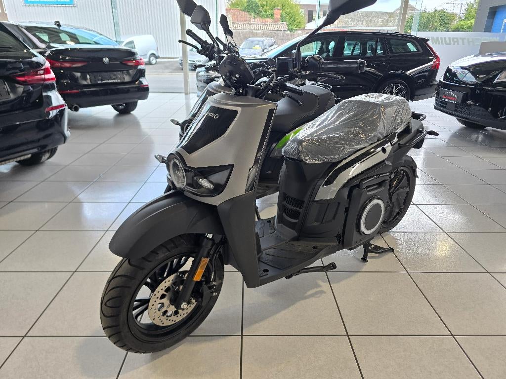 Silence S02 two-seater 45 km/u MY23 5,6 kWh