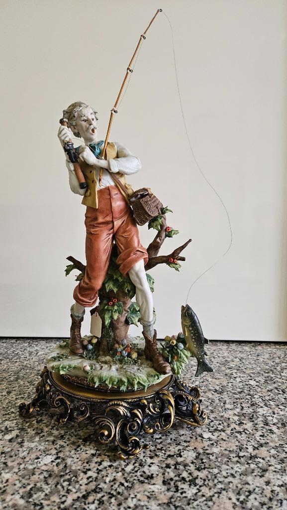 Porseleinen beeldje visser, verlaagde prijs, Ophalen