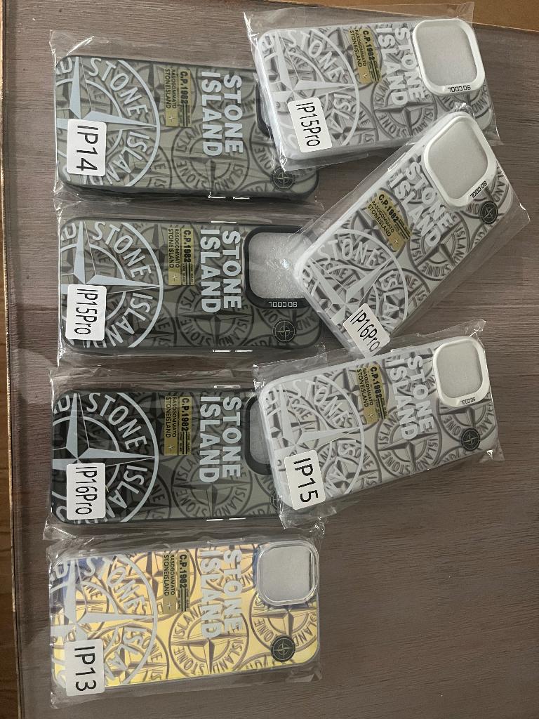 Coque stone island, Enlèvement, Neuf