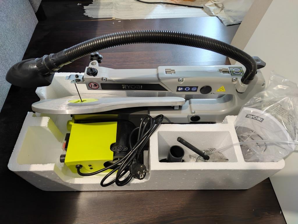 Scie à chantourner Ryobi., Bricolage & Construction, Enlèvement ou Envoi, Comme neuf, Ryobi
