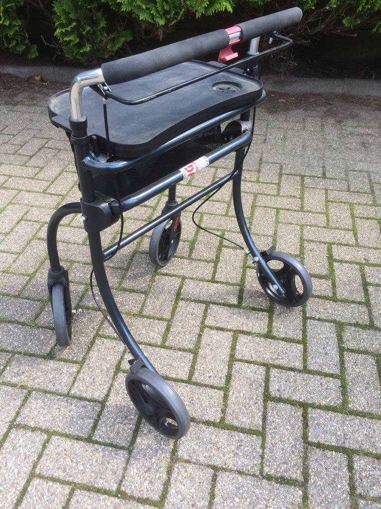 Nieuwe rollators, Ophalen, Nieuw