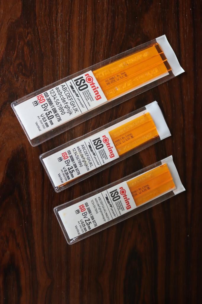 Set Rotring lettersjablonen, Ophalen, Gebruikt