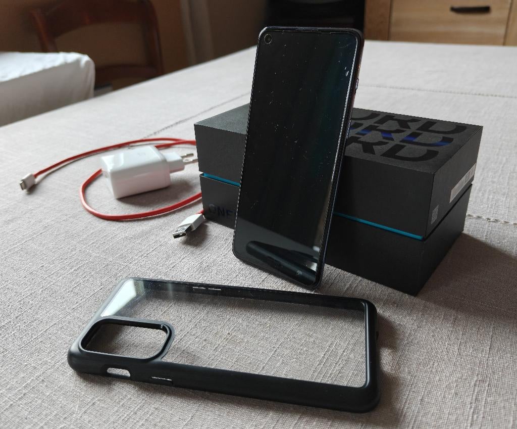 OnePlus Nord 2 5G, Telecommunicatie, Mobiele telefoons | Overige merken, Ophalen, Zo goed als nieuw, Klassiek of Candybar, Zonder simlock